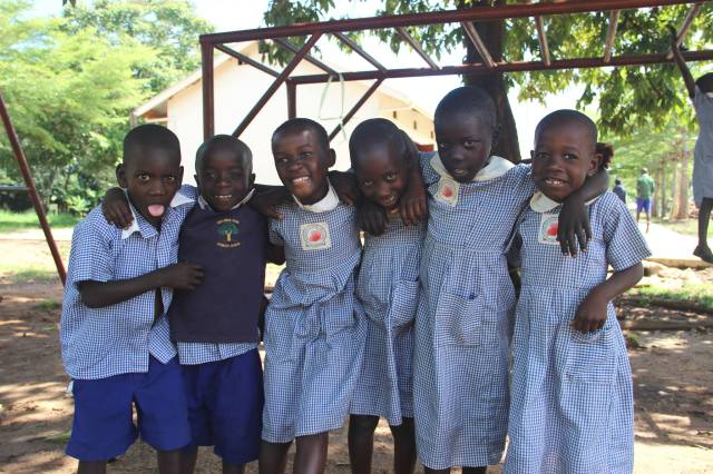 33808834_2161947240489256_13685565396353024_o